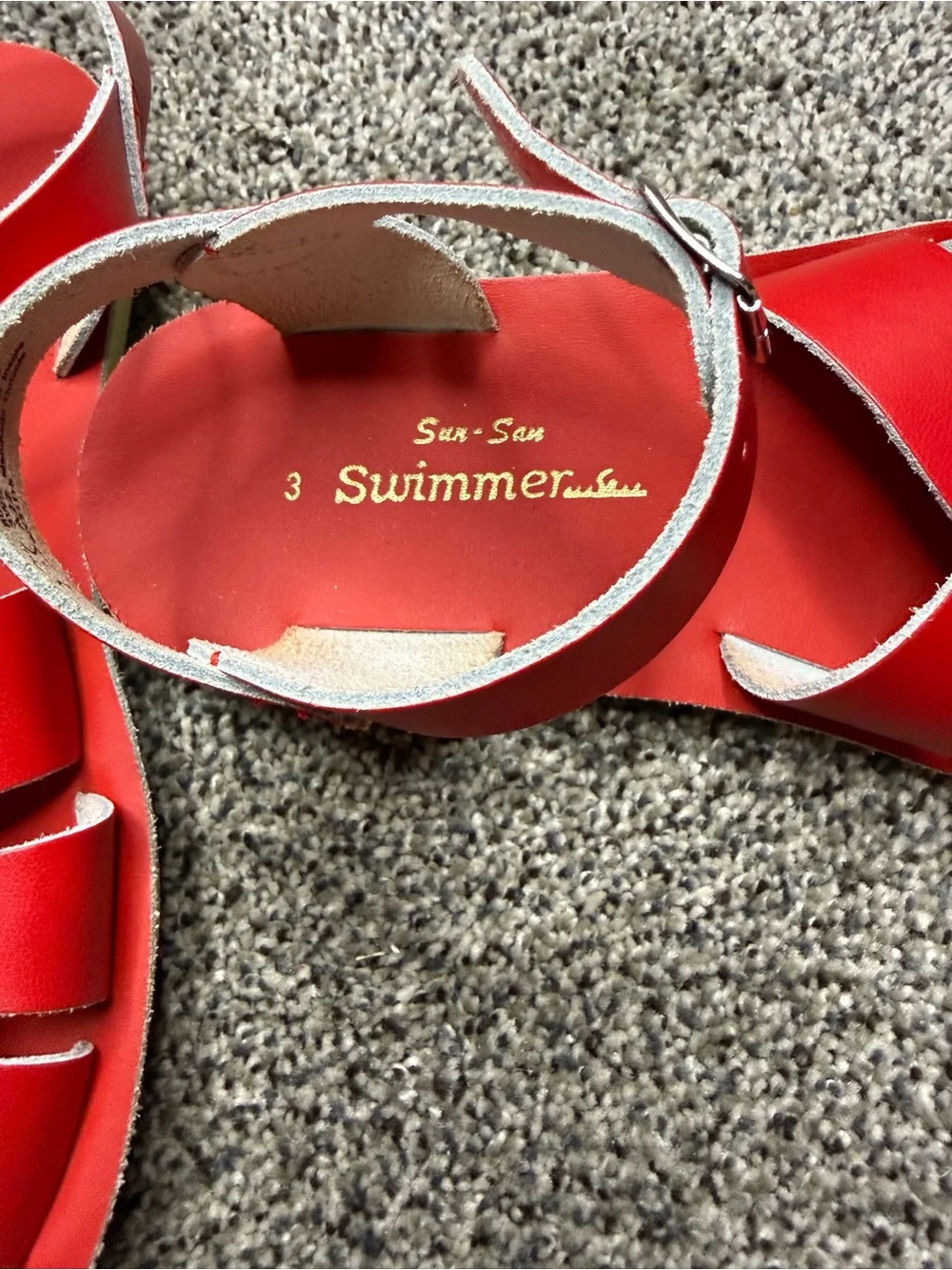 Sun San vibrant red